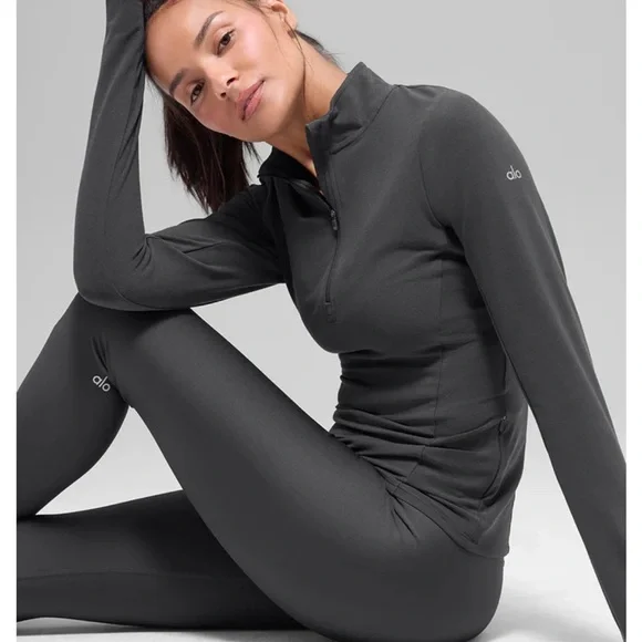 ALO Alosoft 1/2 Zip Rapid Pullover - Picture 4 of 5